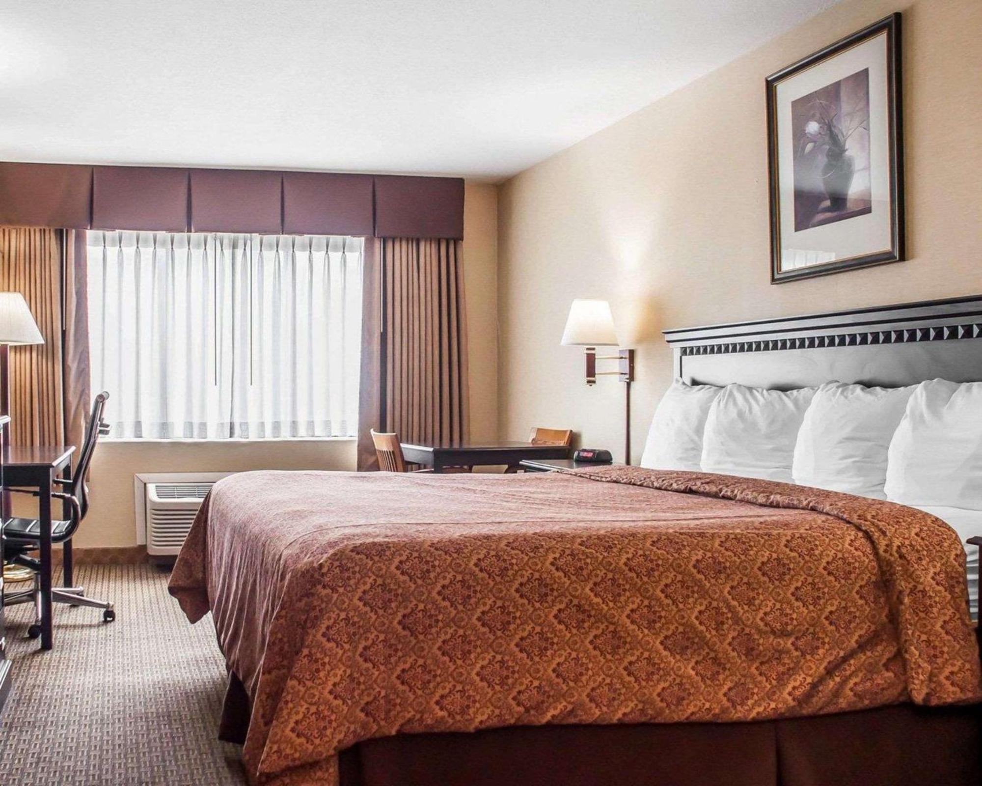 Econo Lodge Elmira-Corning Fisherville Екстериор снимка