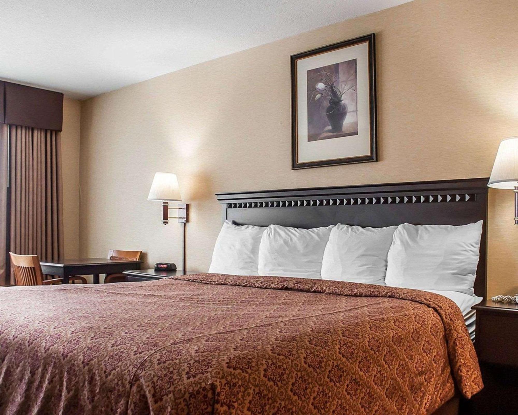 Econo Lodge Elmira-Corning Fisherville Екстериор снимка