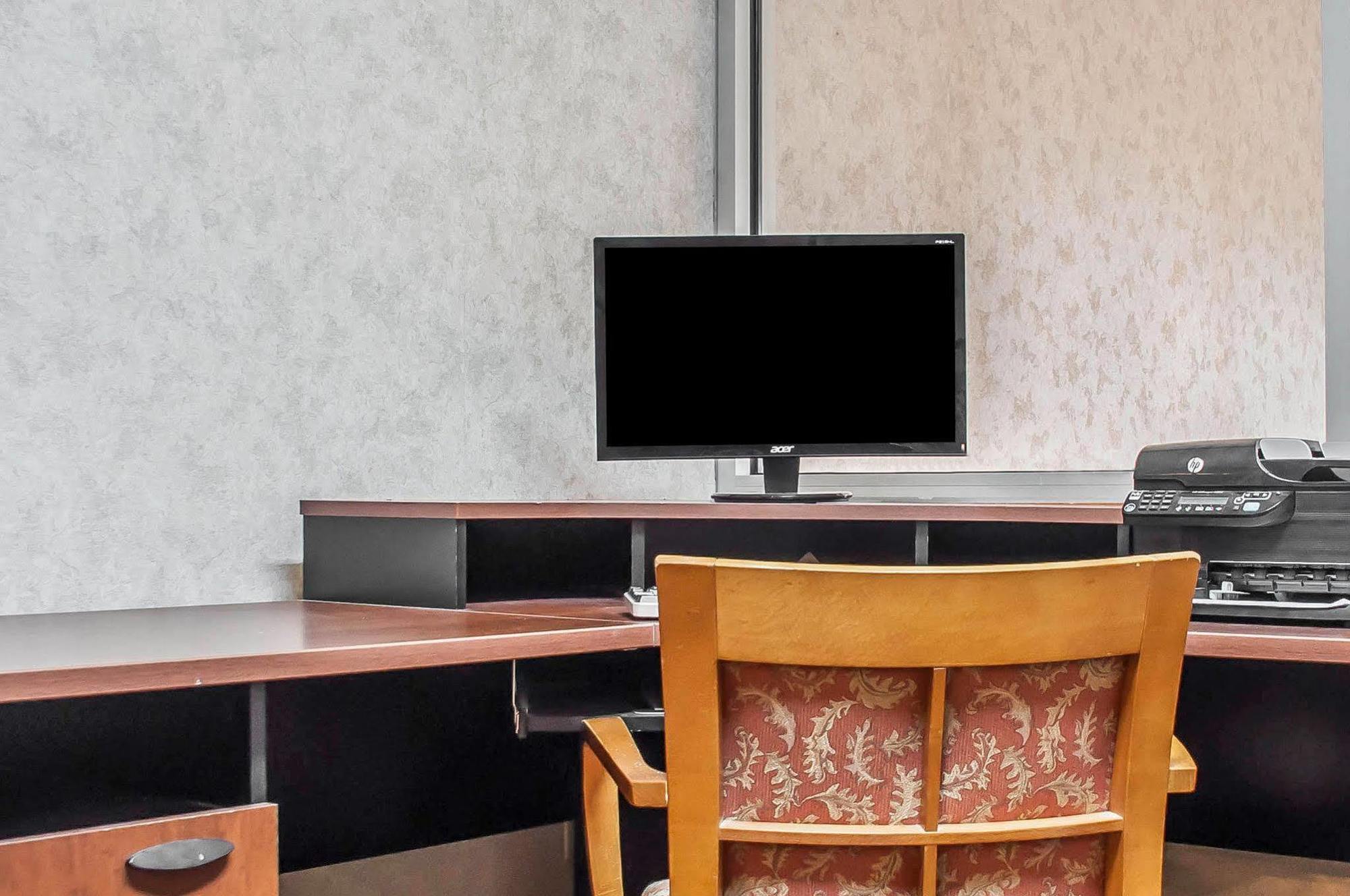 Econo Lodge Elmira-Corning Fisherville Екстериор снимка