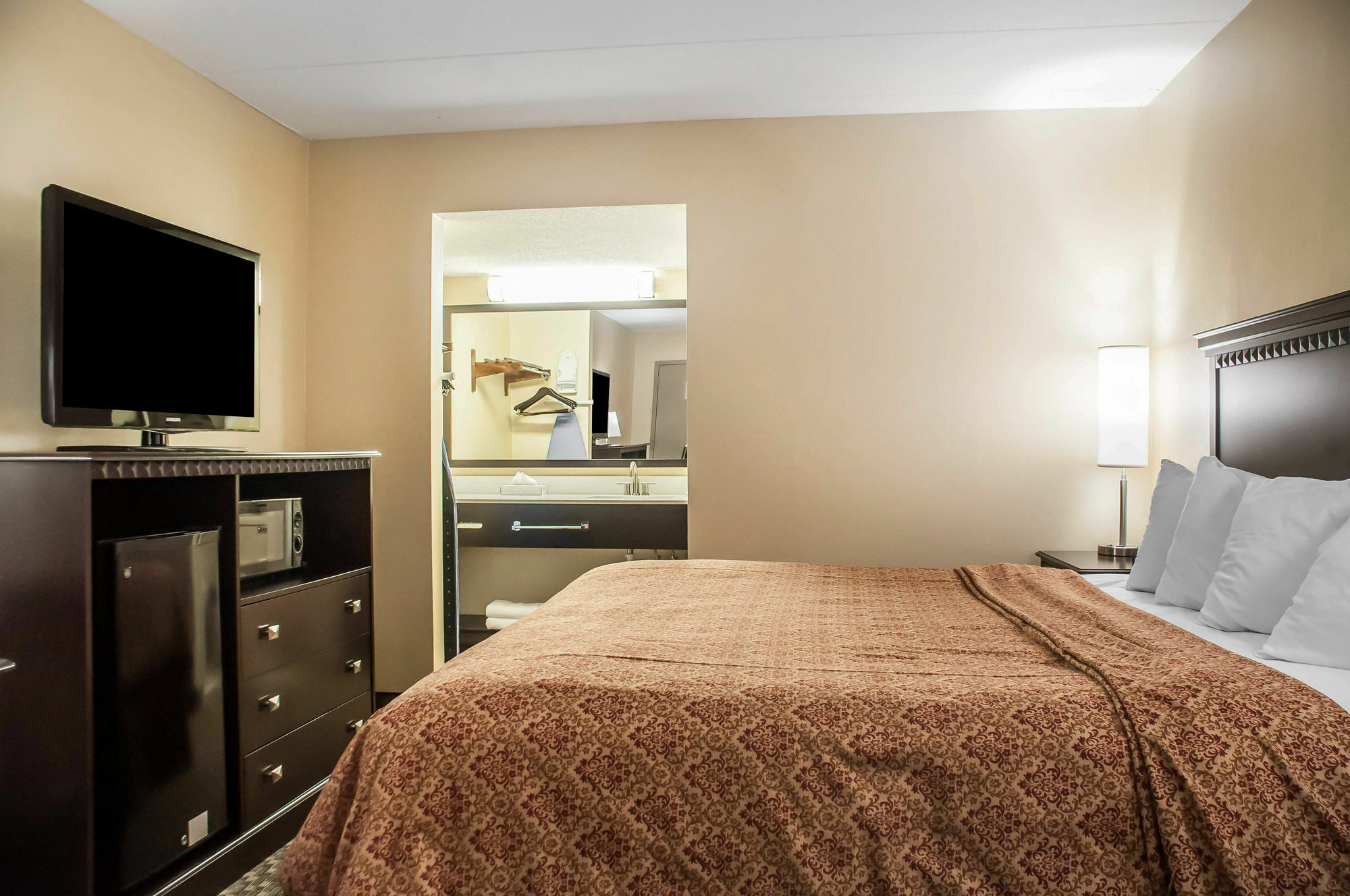 Econo Lodge Elmira-Corning Fisherville Екстериор снимка